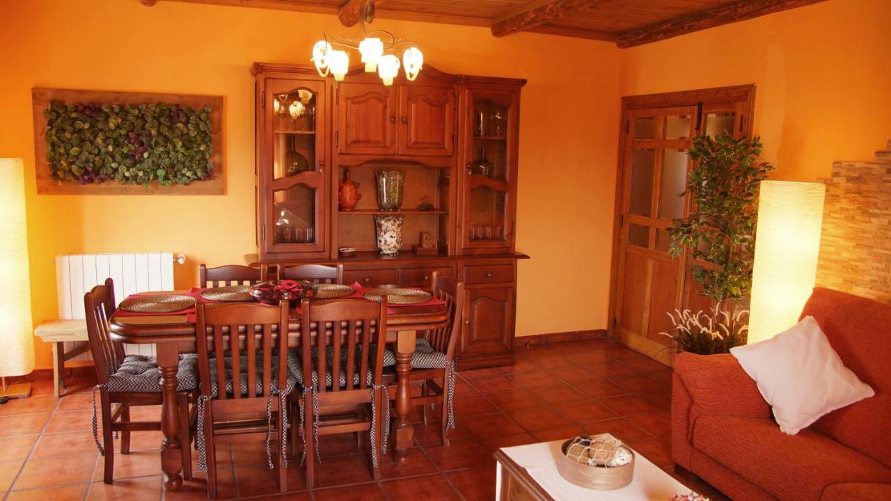 La Casa De La Abuela Mari Vila Trescasas Exterior foto