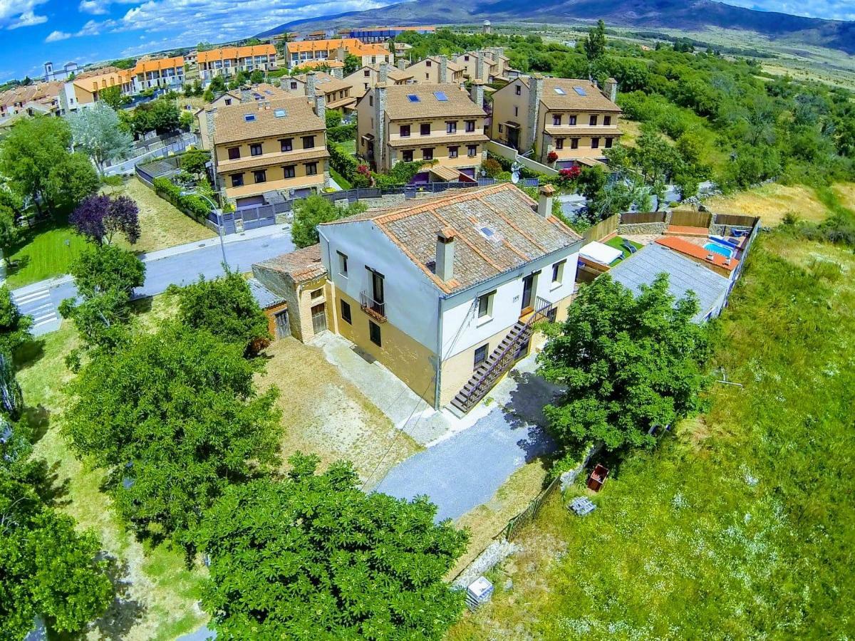 La Casa De La Abuela Mari Vila Trescasas Exterior foto